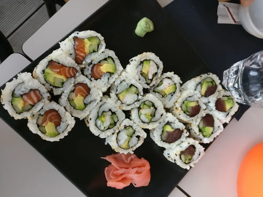 Trois Different Gouts de Maki Sushi